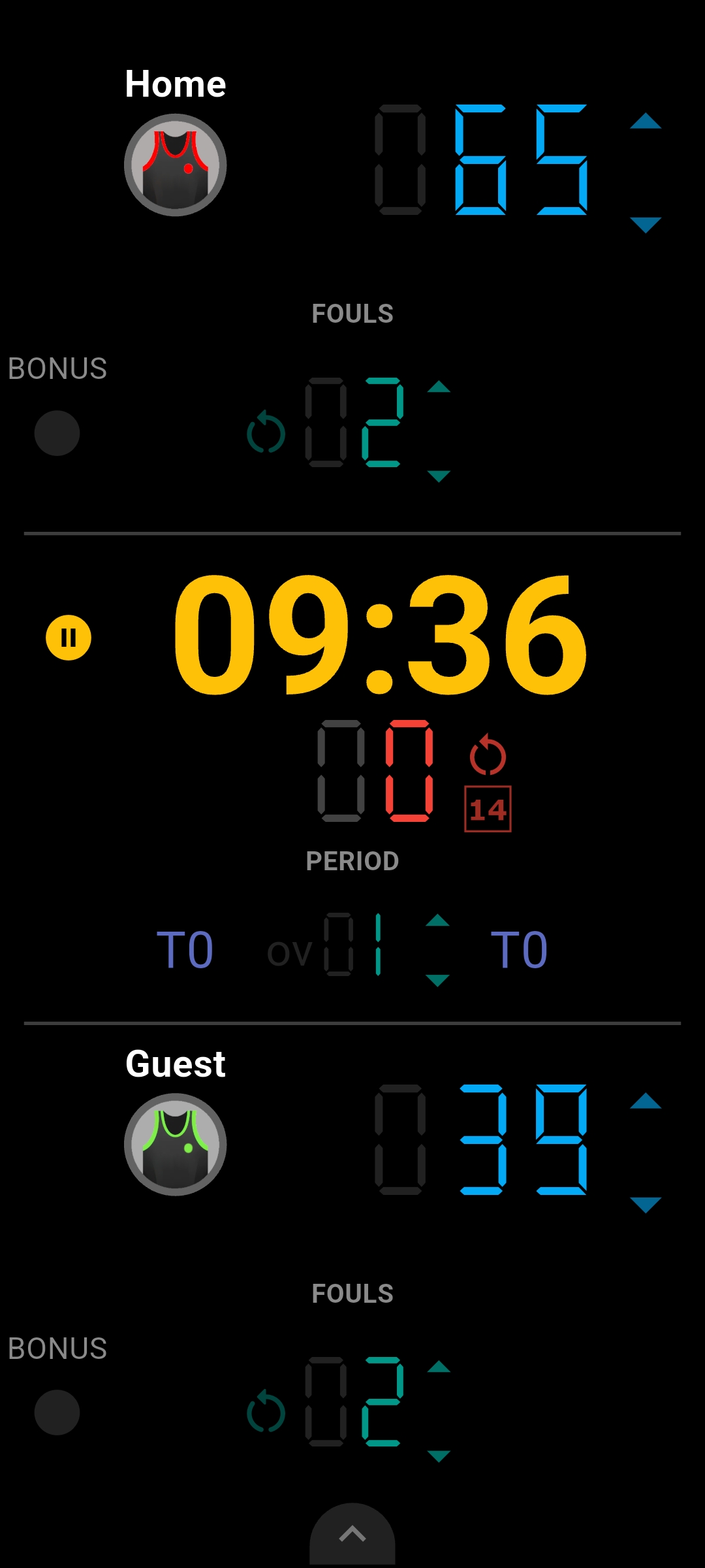 Portrait basketball scoreboard on Android showing Home leading Guest 65–39, game and shot clocks, period 1 and team fouls.